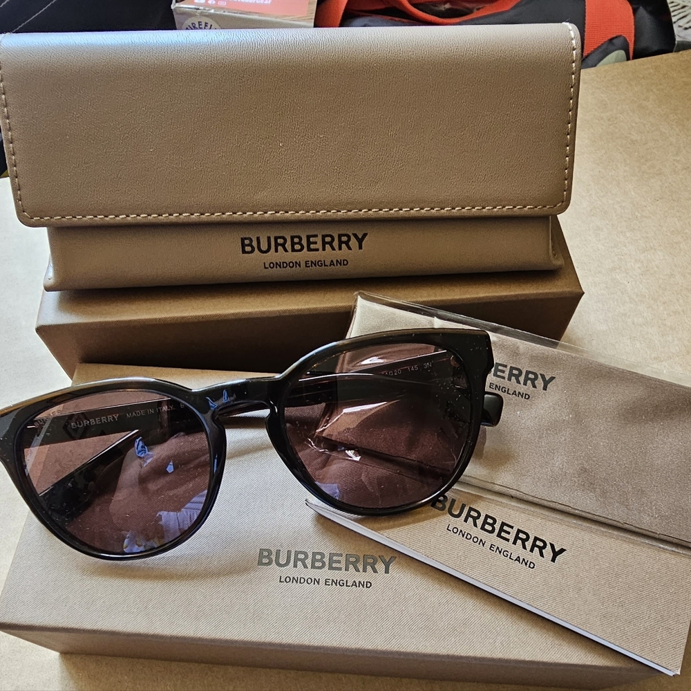 Burberry Sunglasses